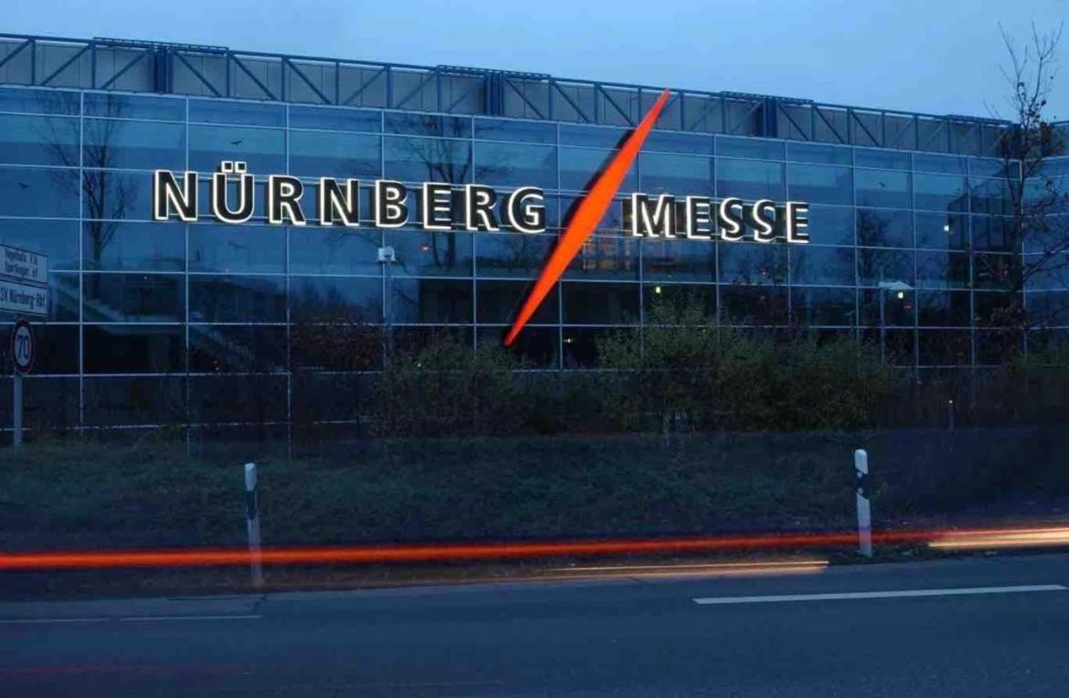 Komplette Wohnung In Wendelstein Bei Nuernberg - Messenaehe Exterior foto